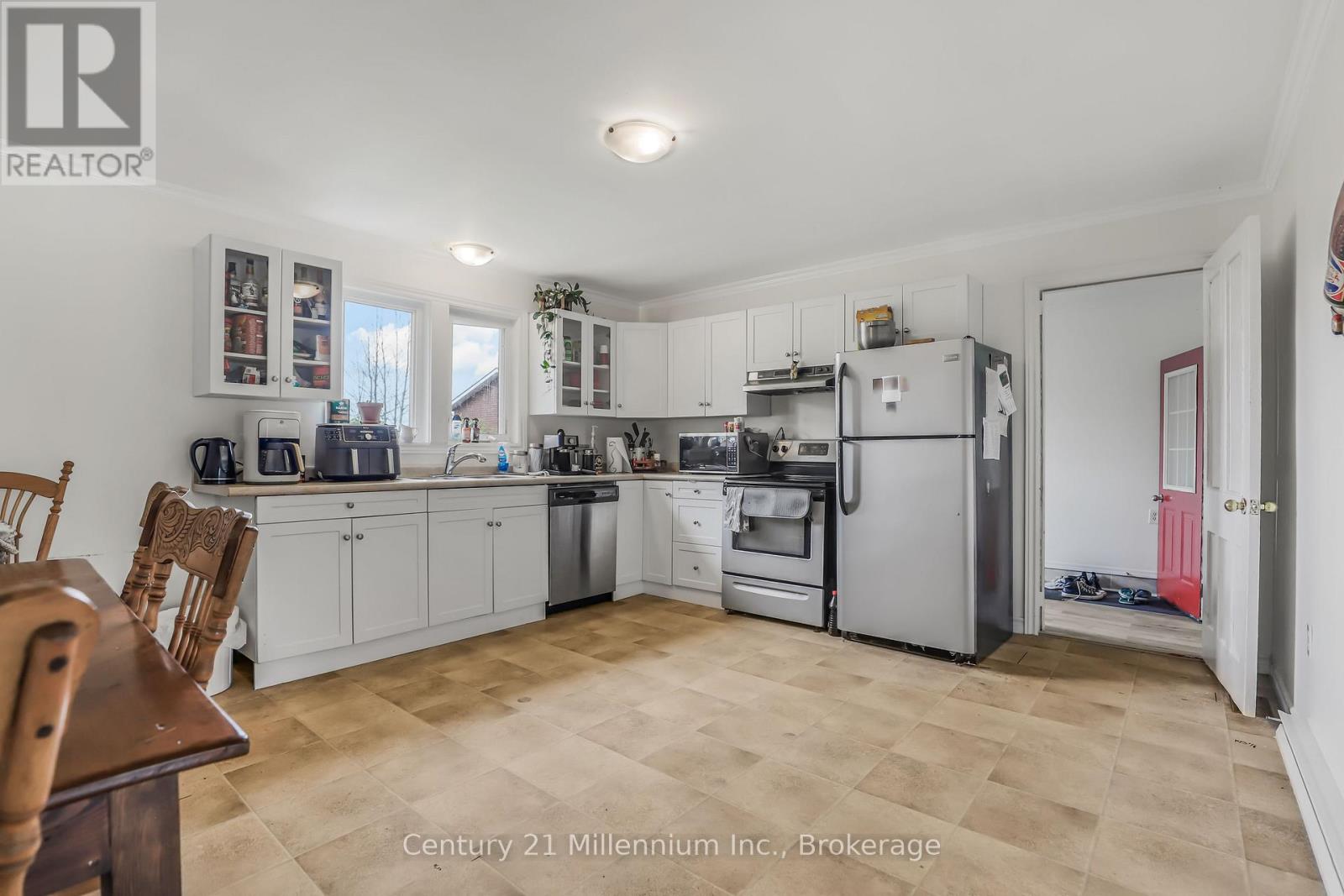 130 Main Street, Northern Bruce Peninsula, Ontario  N0H 1W0 - Photo 7 - X12570386