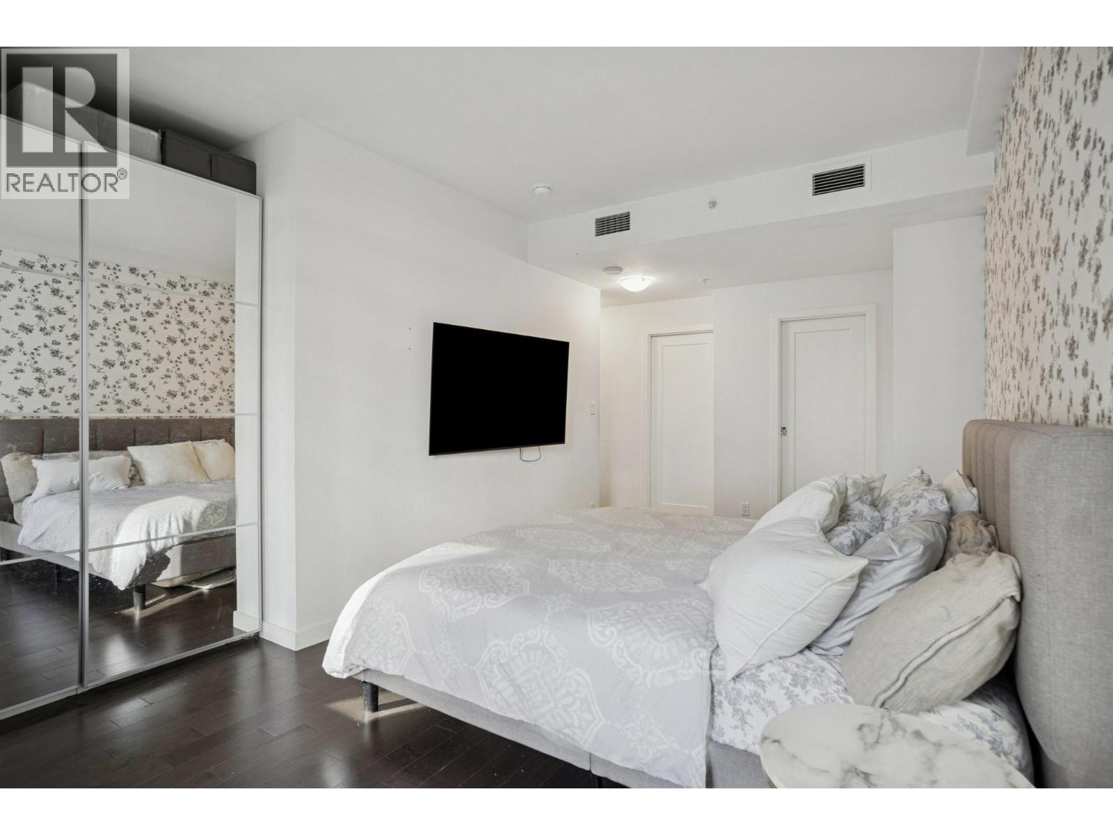 62 W 1st Avenue, Vancouver, British Columbia  V5Y 0K4 - Photo 11 - R3090899