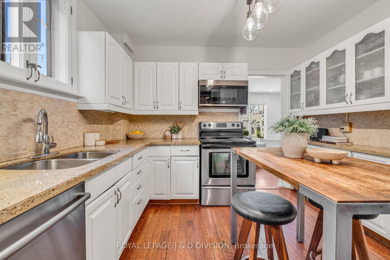 453 Oriole Parkway, Toronto, Ontario  M5P 2H7 - Photo 12 - C12807200