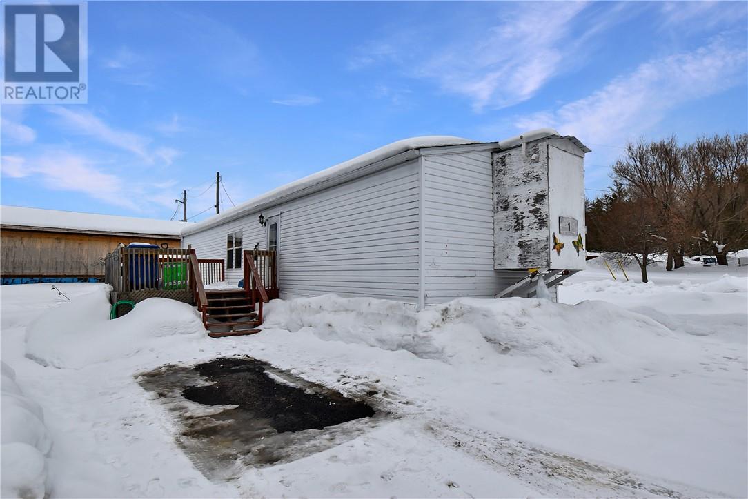 5261 Highway 17 Unit# 1, Markstay, Ontario  P0M 2G0 - Photo 3 - 2126516