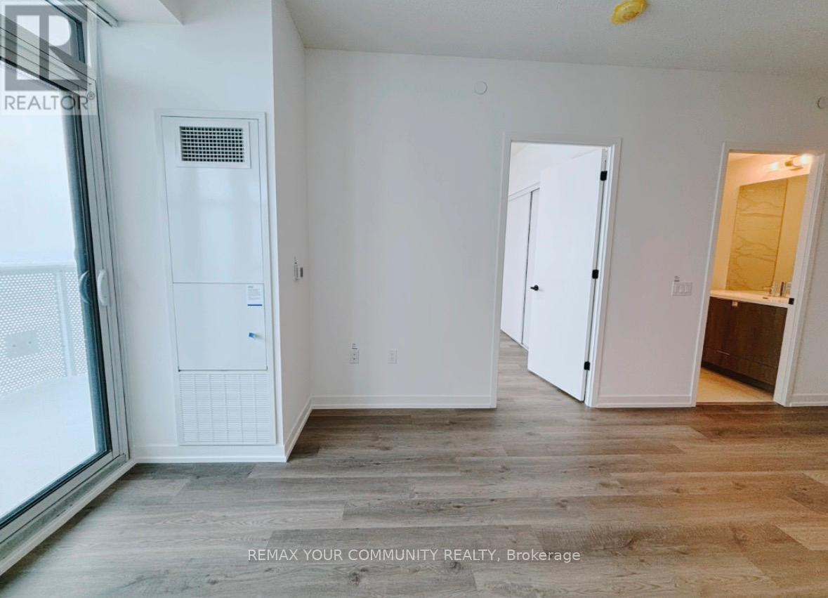 4211 - 8 Interchange Way, Vaughan, Ontario  L4K 0R2 - Photo 5 - N12808588