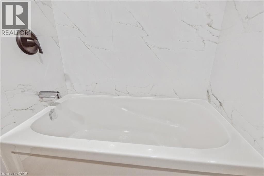 93 East 31st Street Unit# Lower, Hamilton, Ontario  L9V 3N9 - Photo 12 - 40806682