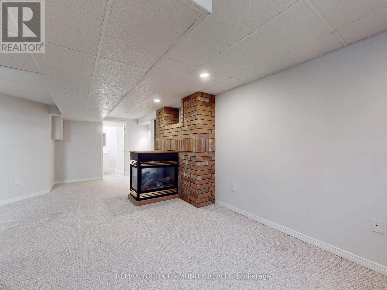 8 Srigley Street, Barrie, Ontario  L4N 0L9 - Photo 23 - S12805718