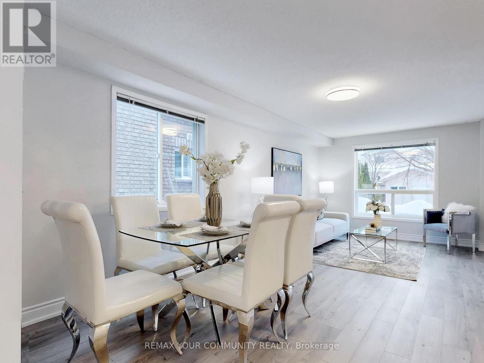 8 Srigley Street, Barrie, Ontario  L4N 0L9 - Photo 5 - S12805718