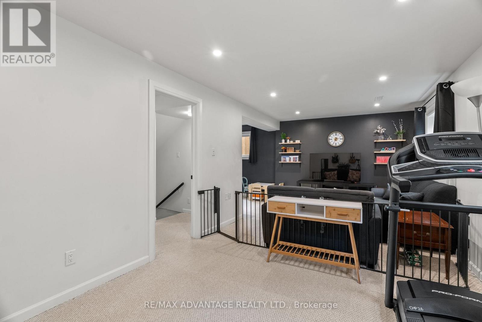 66 Wellesley Crescent, London East, Ontario  N5V 1J7 - Photo 32 - X12808602