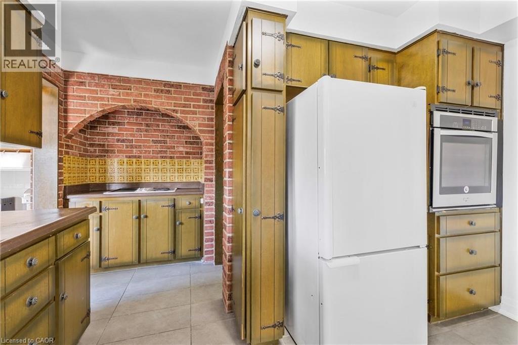 585 Fifth Road E, Stoney Creek, Ontario  L8J 3K9 - Photo 10 - 40806698