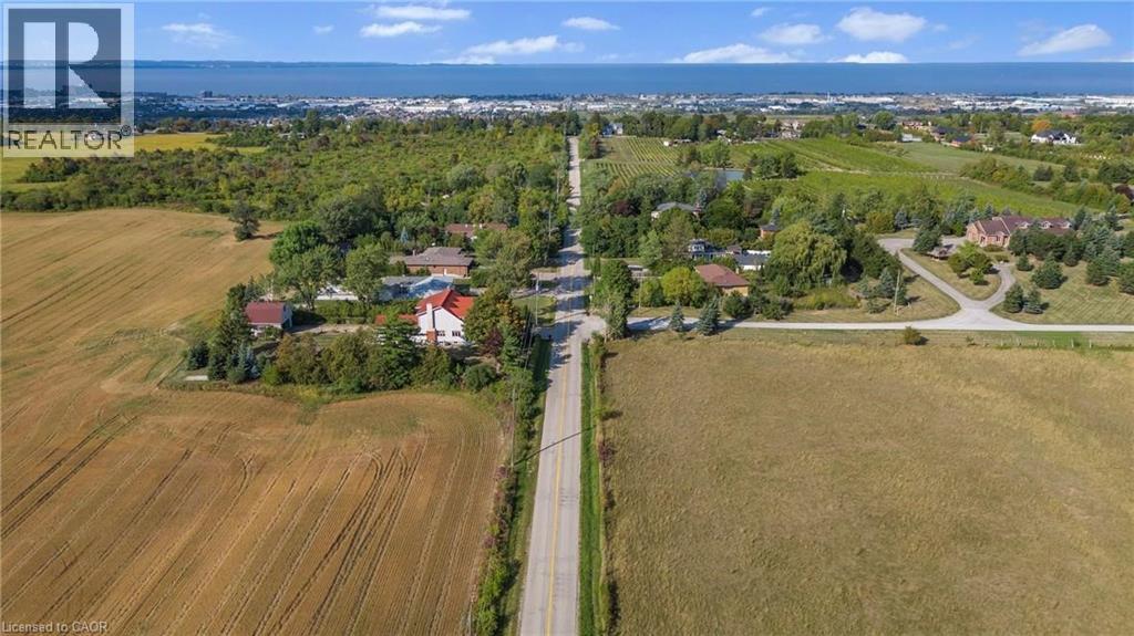 585 Fifth Road E, Stoney Creek, Ontario  L8J 3K9 - Photo 3 - 40806698