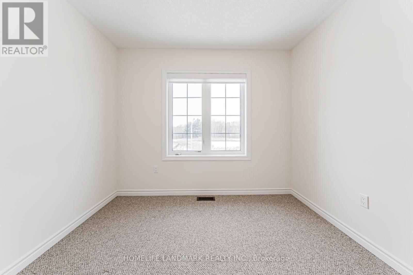 85 Jonkman Boulevard, Bradford West Gwillimbury, Ontario  L3Z 4J9 - Photo 24 - N12808598