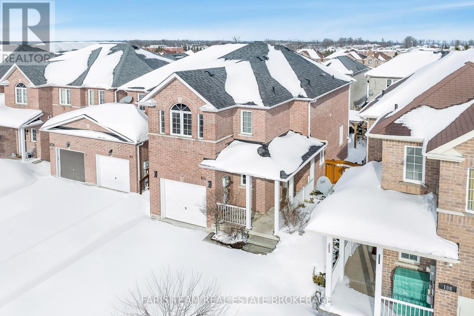 104 STANLEY STREET, Barrie, Ontario