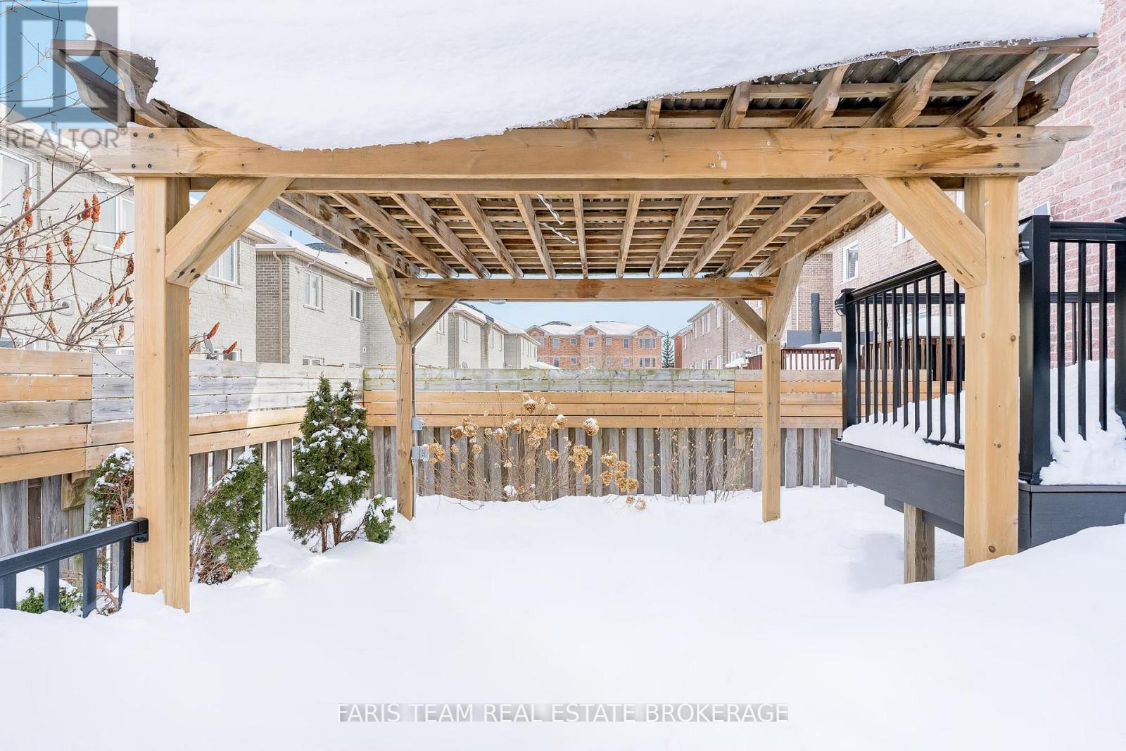 104 Stanley Street, Barrie, Ontario  L4M 6V5 - Photo 31 - S12808604