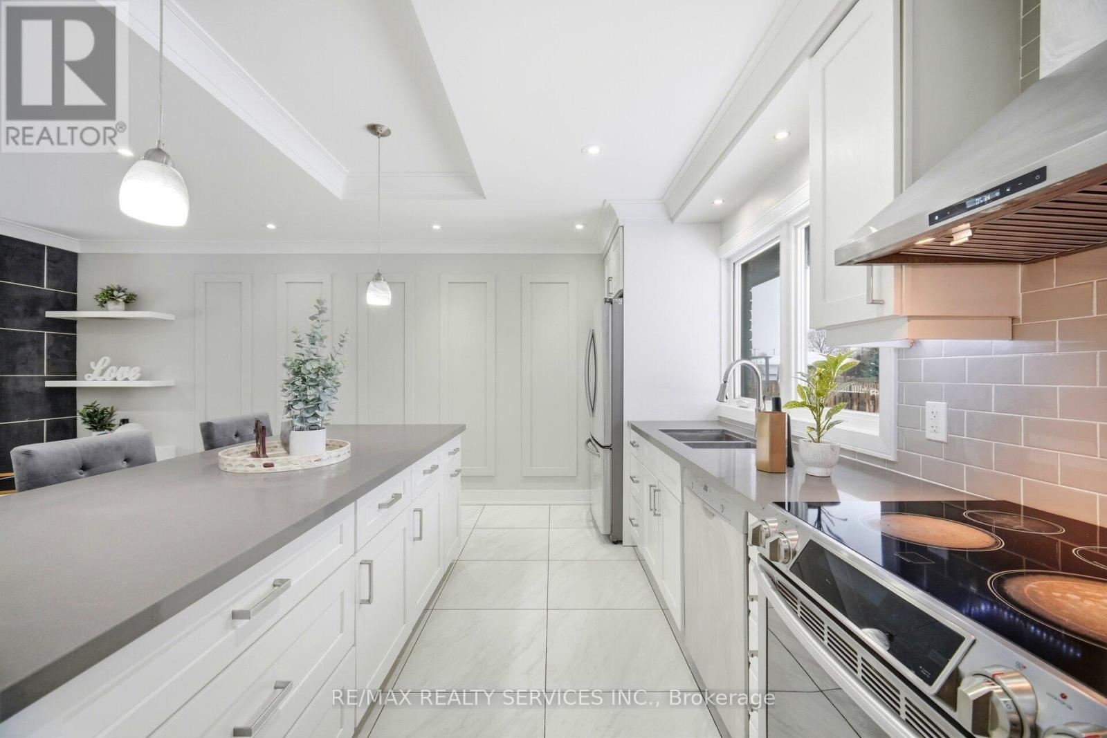 6037 Old Church Road, Caledon, Ontario  L7C 1H8 - Photo 14 - W12808600