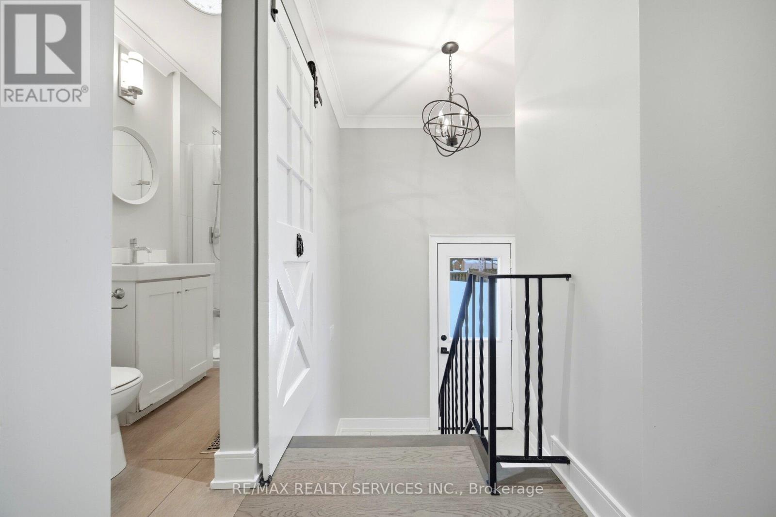 6037 Old Church Road, Caledon, Ontario  L7C 1H8 - Photo 25 - W12808600