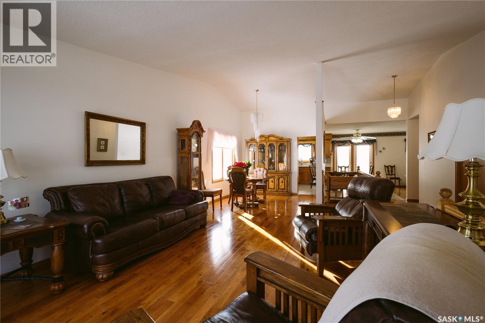 736 Saskatchewan Avenue, Foam Lake, Saskatchewan  S0A 1A0 - Photo 6 - SK028964