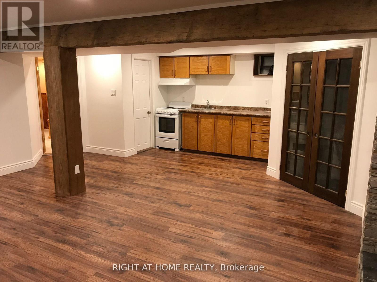 220 King Street, Kawartha Lakes, Ontario  K0M 2T0 - Photo 13 - X12808610