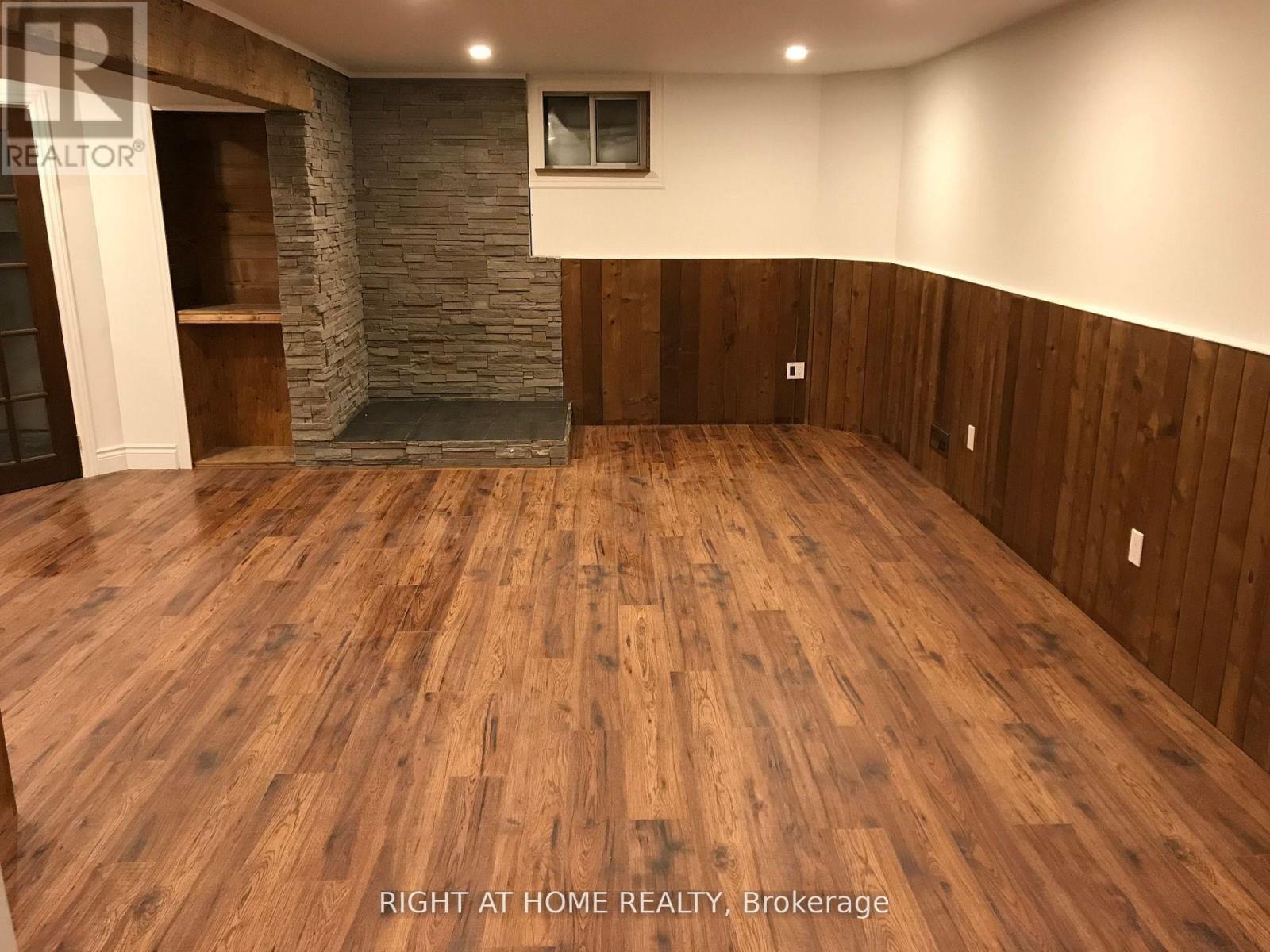 220 King Street, Kawartha Lakes, Ontario  K0M 2T0 - Photo 15 - X12808610