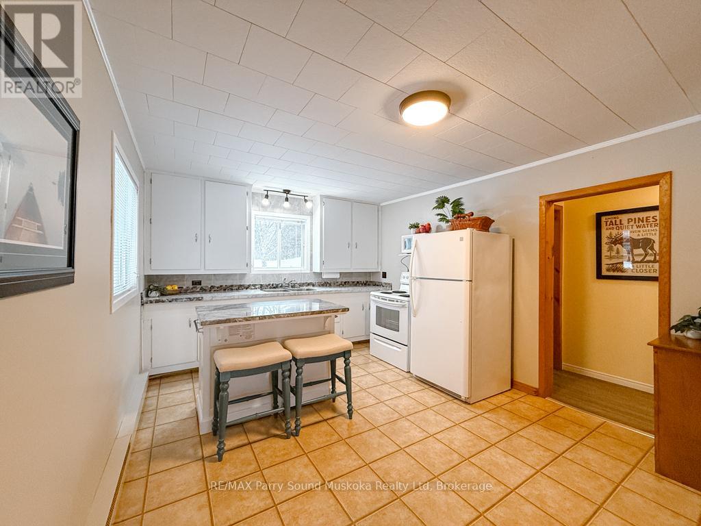 4 Butler Street, Whitestone, Ontario  P0A 1G0 - Photo 10 - X12808620