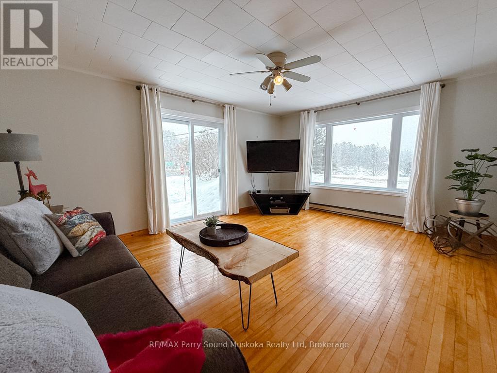 4 Butler Street, Whitestone, Ontario  P0A 1G0 - Photo 12 - X12808620