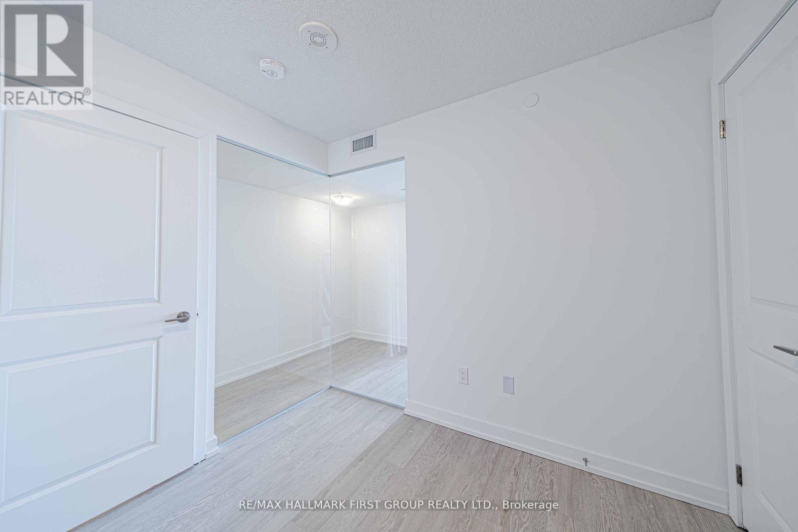 1903 - 1435 Celebration Drive, Pickering, Ontario  L1W 0C4 - Photo 11 - E12808658