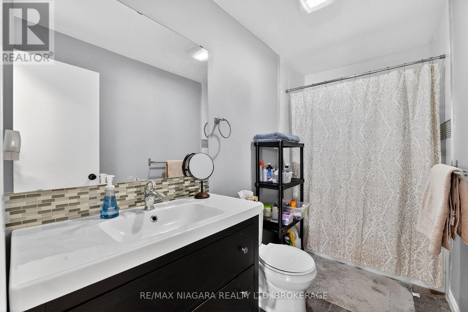 809 Broadway Street, Welland, Ontario  L3C 5M9 - Photo 18 - X12808628