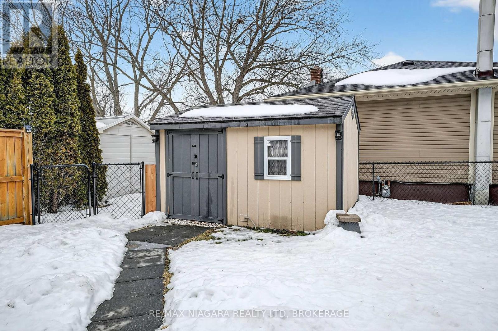 809 Broadway Street, Welland, Ontario  L3C 5M9 - Photo 26 - X12808628