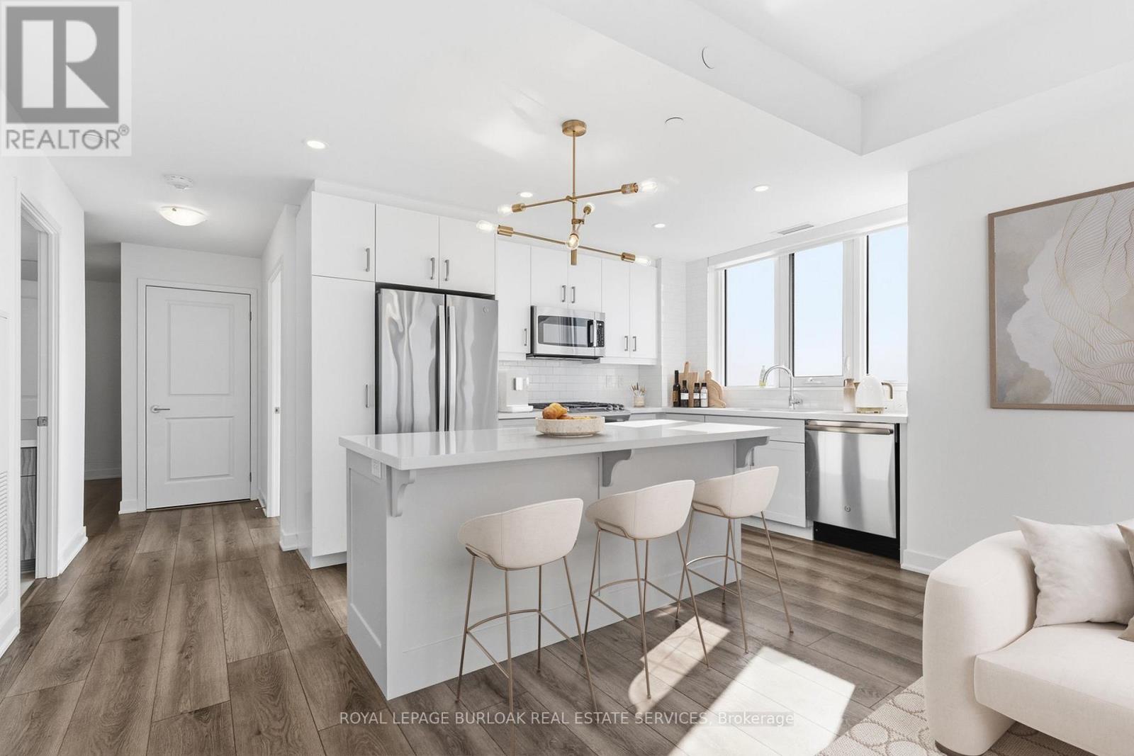 1407 - 2007 James Street, Burlington, Ontario  L7R 0G7 - Photo 6 - W12807268