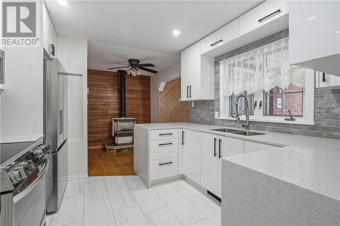 2201 Lee Valley Road, Espanola, Ontario  P5E 1P7 - Photo 10 - 2126462