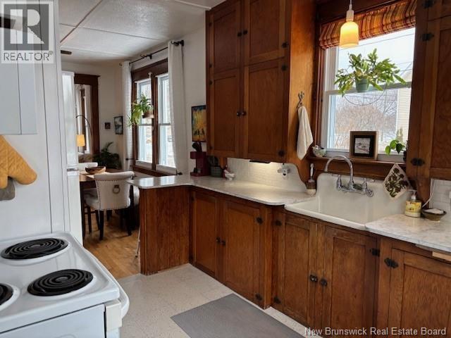 168 Henry Street, Fredericton, New Brunswick E3A 3J3 - Photo 7 - NB133938