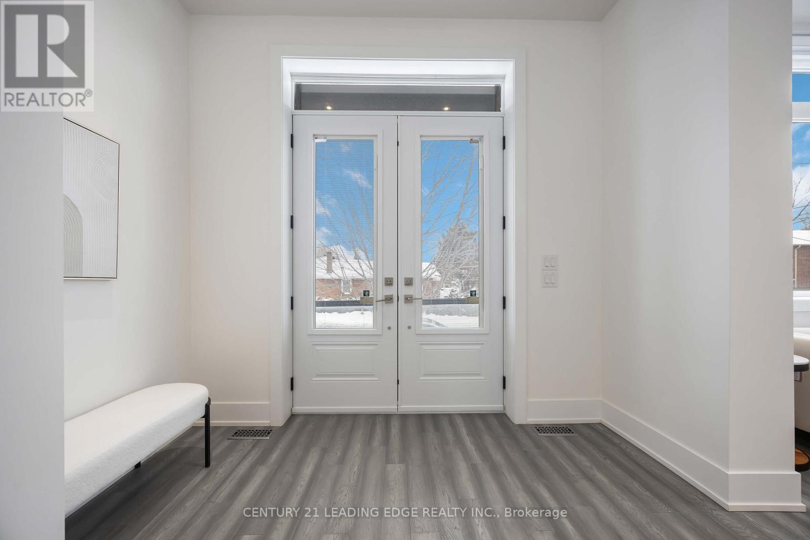 43 Glenburn Avenue, Toronto, Ontario  M4B 2X4 - Photo 6 - E12808632