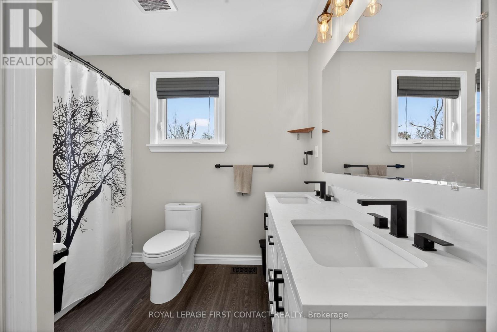 4 Wallis Street, Oro-Medonte (Warminister), Ontario  L0K 2G0 - Photo 25 - S12808638