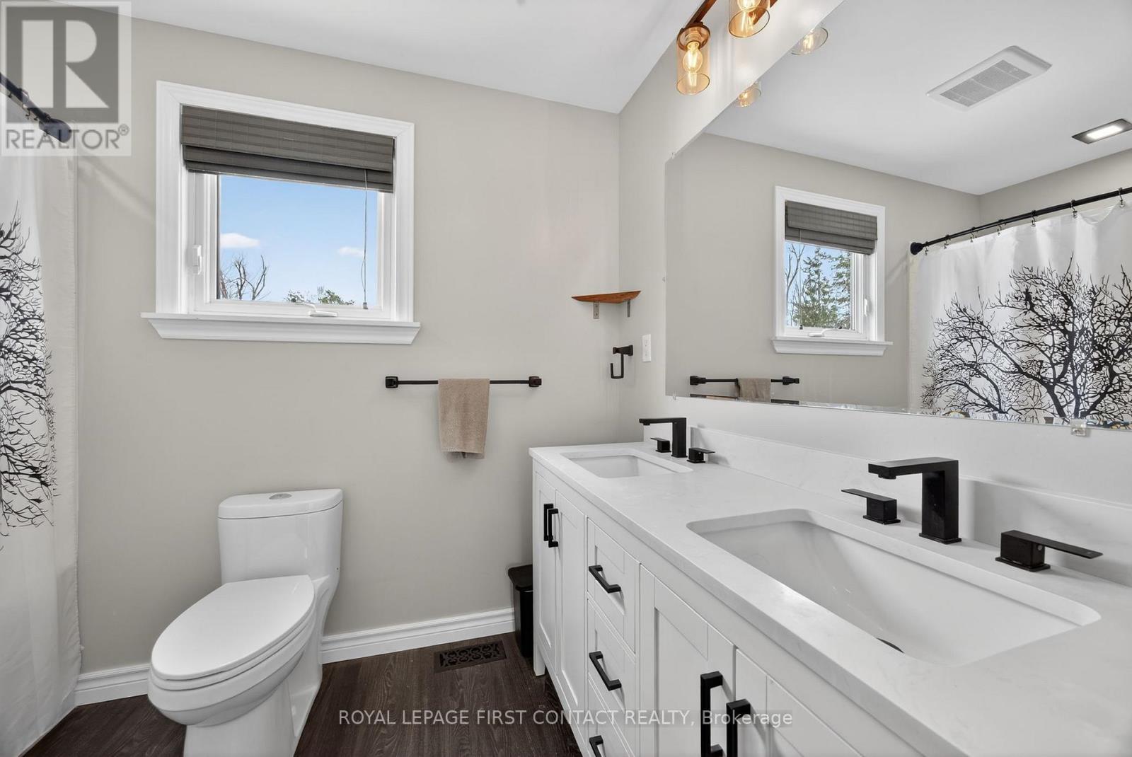 4 Wallis Street, Oro-Medonte (Warminister), Ontario  L0K 2G0 - Photo 26 - S12808638