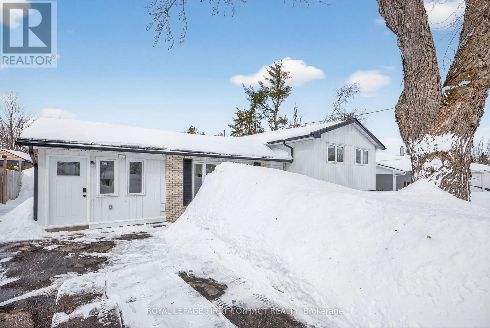 4 Wallis Street, Oro-Medonte (Warminister), Ontario  L0K 2G0 - Photo 38 - S12808638