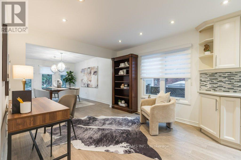 2957 Caradoc Lane, Oakville, Ontario  L6J 6V6 - Photo 11 - W12808654