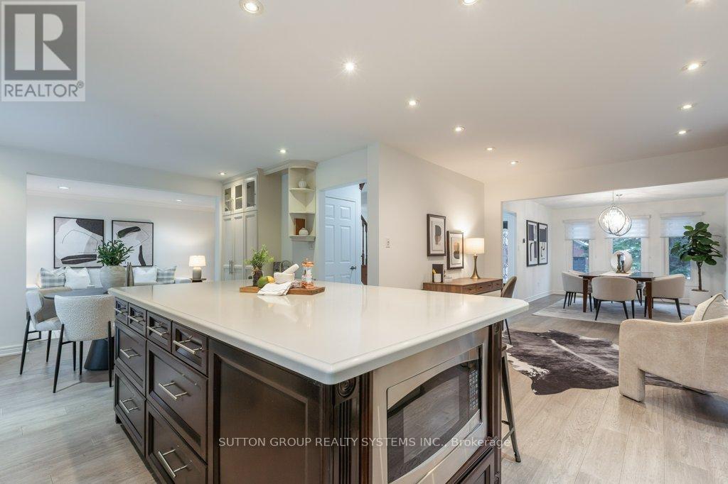 2957 Caradoc Lane, Oakville, Ontario  L6J 6V6 - Photo 15 - W12808654