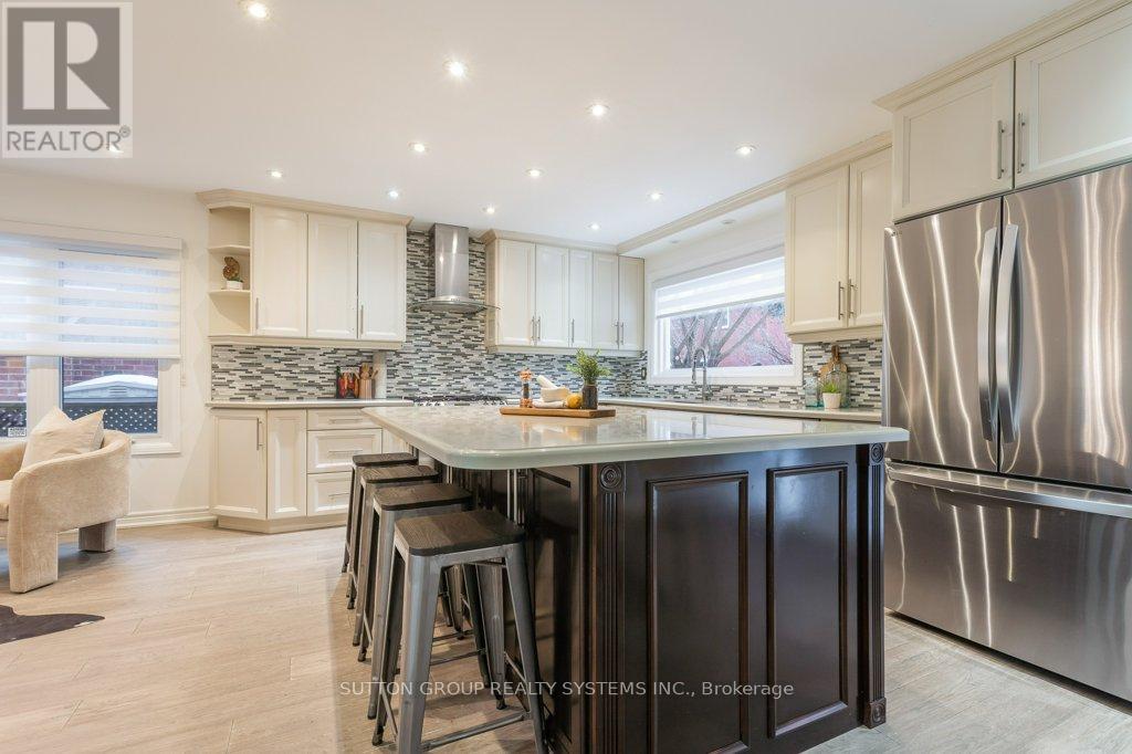 2957 Caradoc Lane, Oakville, Ontario  L6J 6V6 - Photo 18 - W12808654