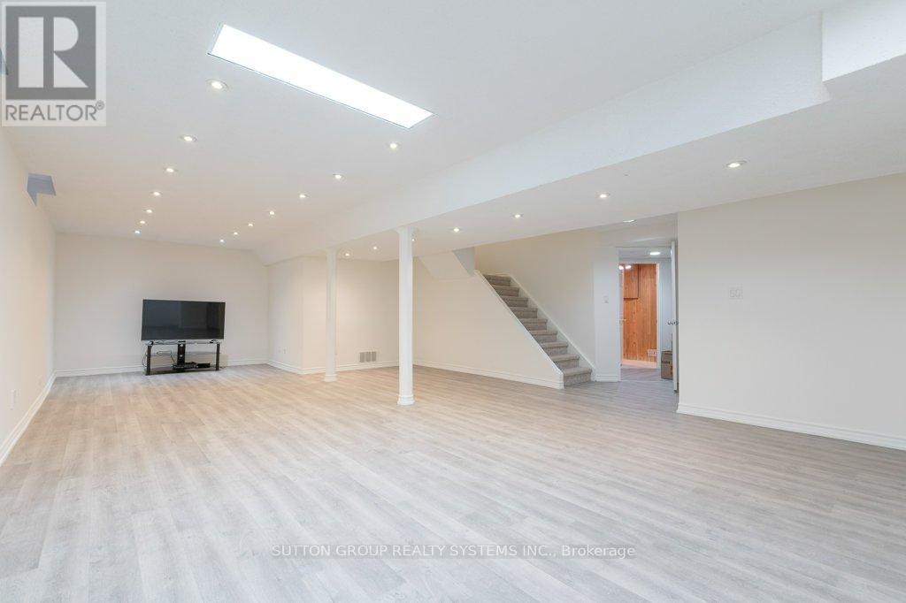 2957 Caradoc Lane, Oakville, Ontario  L6J 6V6 - Photo 44 - W12808654