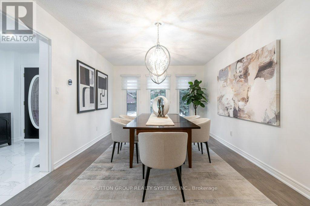 2957 Caradoc Lane, Oakville, Ontario  L6J 6V6 - Photo 6 - W12808654