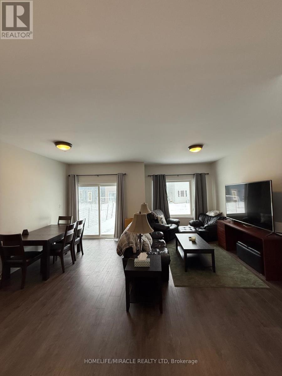 132 Creighton Drive, Loyalist, Ontario  K0H 2H0 - Photo 12 - X12808630