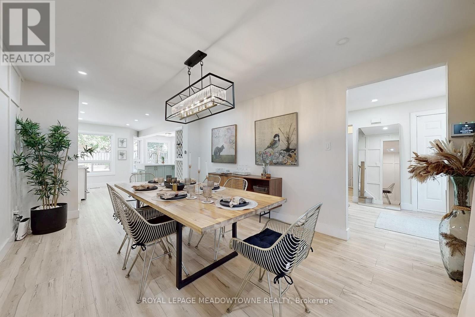 365 Celtic Drive, Hamilton, Ontario  L8E 4N1 - Photo 10 - X12808662