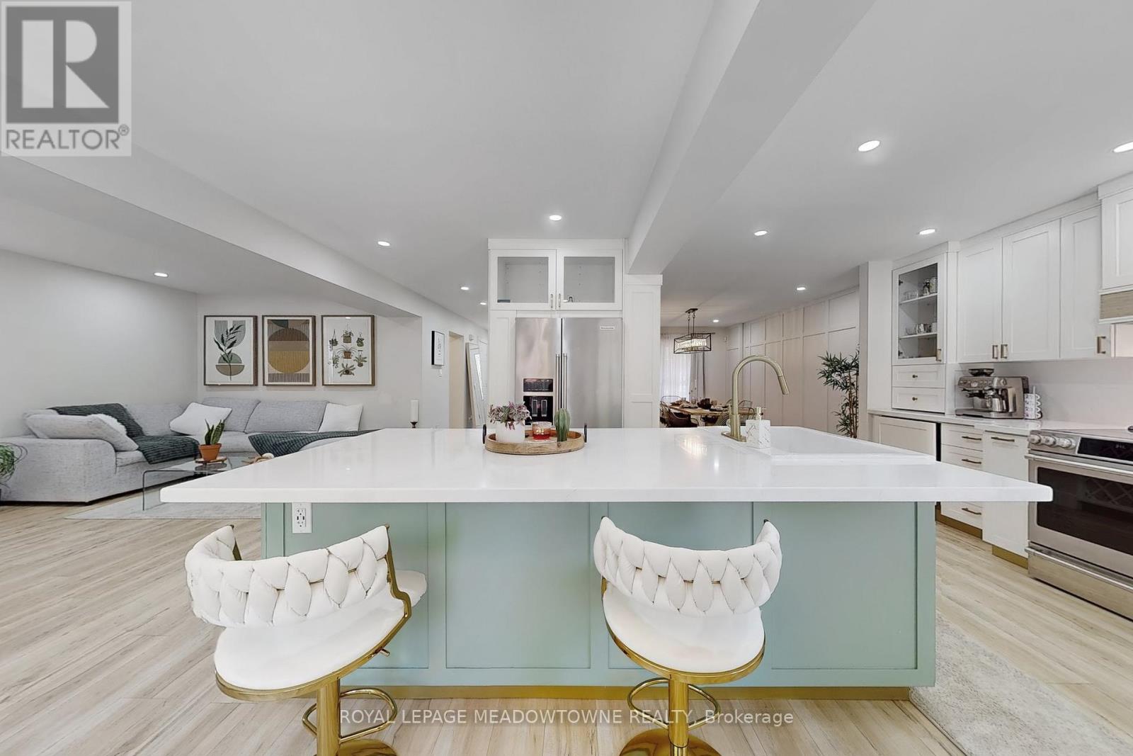 365 Celtic Drive, Hamilton, Ontario  L8E 4N1 - Photo 15 - X12808662