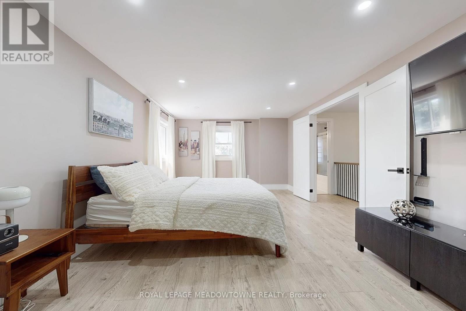 365 Celtic Drive, Hamilton, Ontario  L8E 4N1 - Photo 30 - X12808662