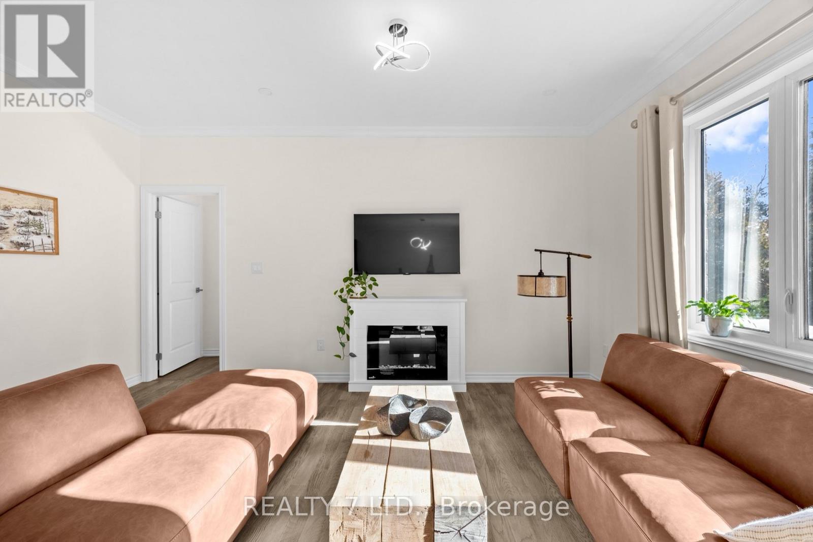 31 Hillcroft Way, Kawartha Lakes, Ontario  K0M 1A0 - Photo 10 - X12808666