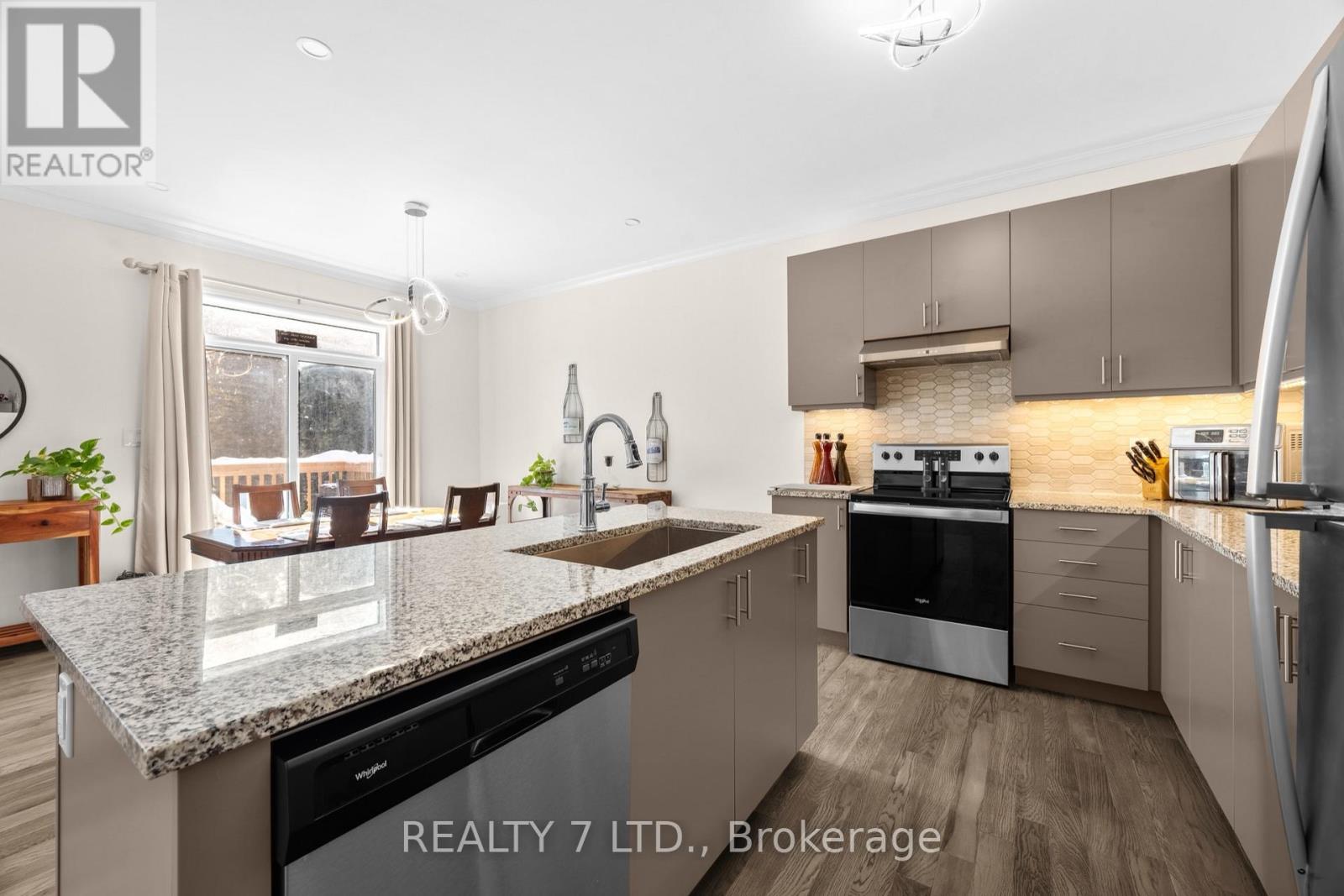 31 Hillcroft Way, Kawartha Lakes, Ontario  K0M 1A0 - Photo 18 - X12808666