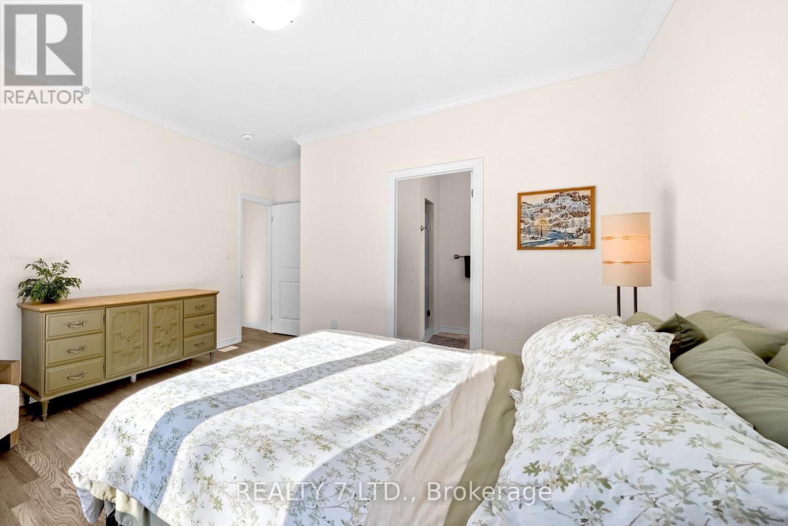 31 Hillcroft Way, Kawartha Lakes, Ontario  K0M 1A0 - Photo 25 - X12808666