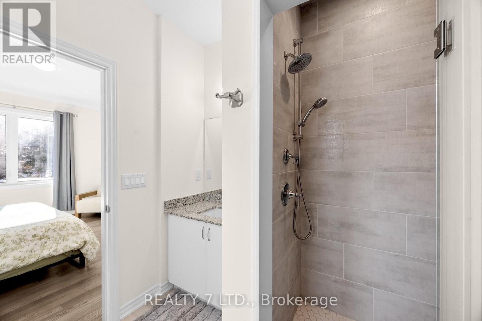 31 Hillcroft Way, Kawartha Lakes, Ontario  K0M 1A0 - Photo 28 - X12808666