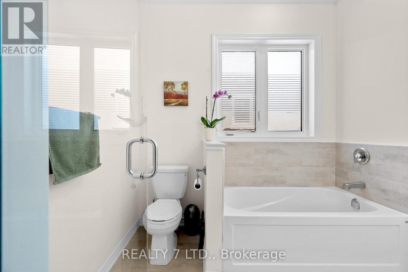 31 Hillcroft Way, Kawartha Lakes, Ontario  K0M 1A0 - Photo 29 - X12808666