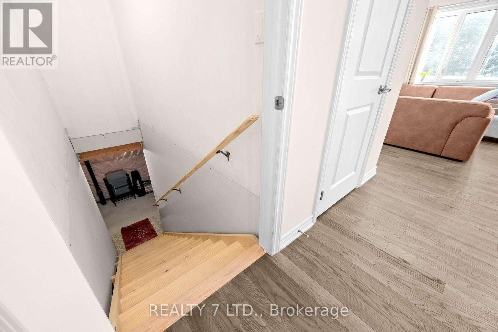 31 Hillcroft Way, Kawartha Lakes, Ontario  K0M 1A0 - Photo 34 - X12808666