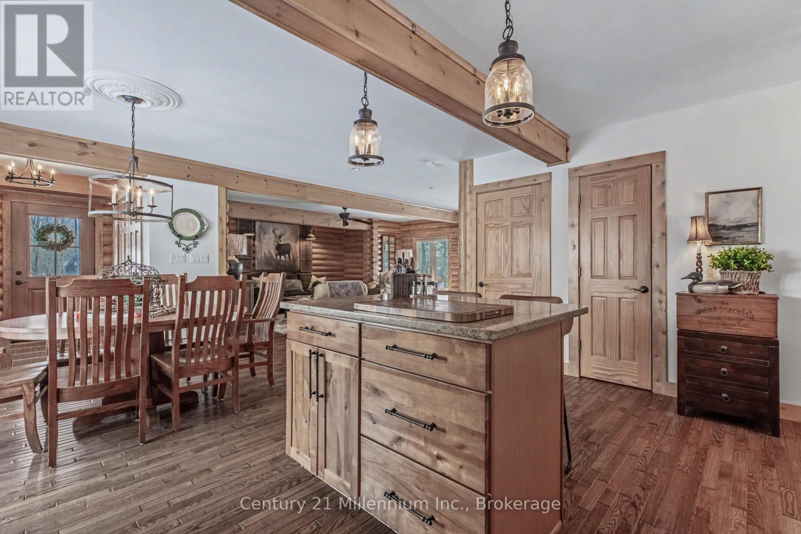 647 Mallory Beach Road, South Bruce Peninsula, Ontario  N0H 2T0 - Photo 33 - X12788058