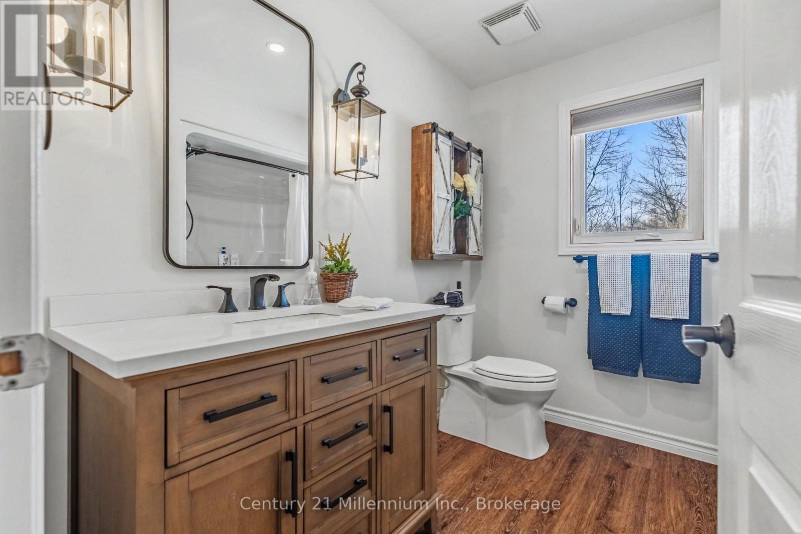 647 Mallory Beach Road, South Bruce Peninsula, Ontario  N0H 2T0 - Photo 46 - X12788058