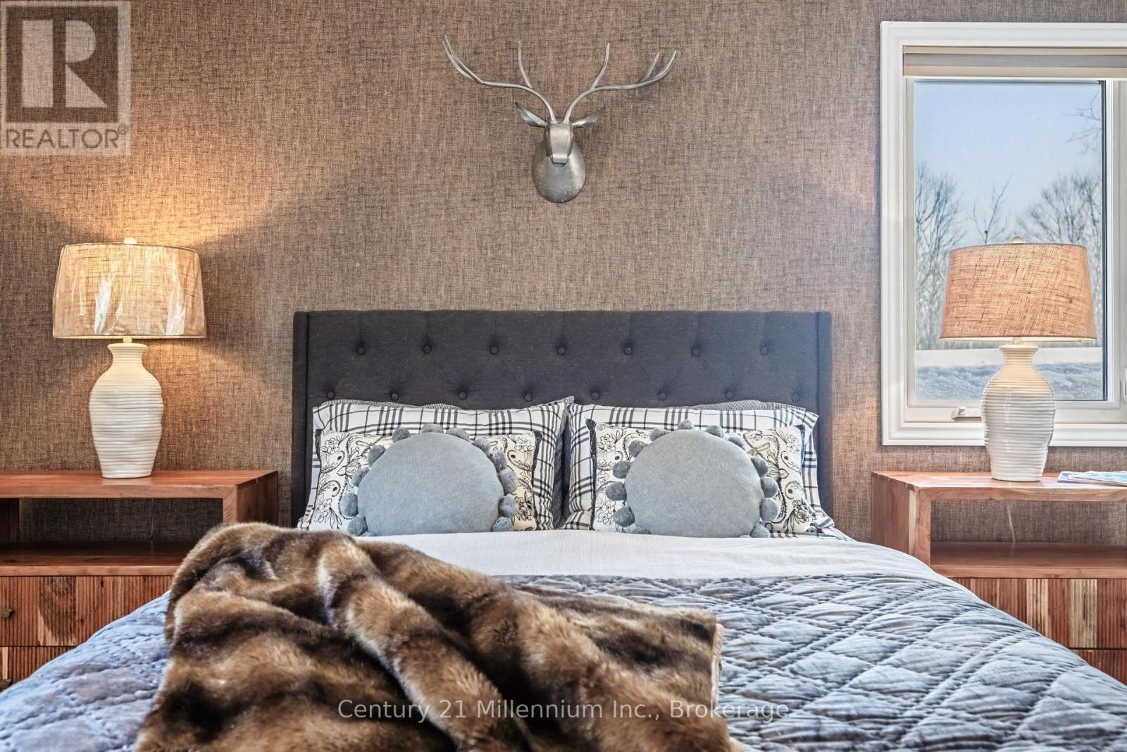 647 Mallory Beach Road, South Bruce Peninsula, Ontario  N0H 2T0 - Photo 43 - X12788058