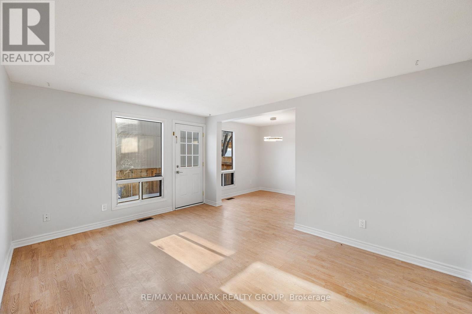 75 - 1348 Bethamy Lane, Ottawa, Ontario  K1J 8P4 - Photo 7 - X12808674